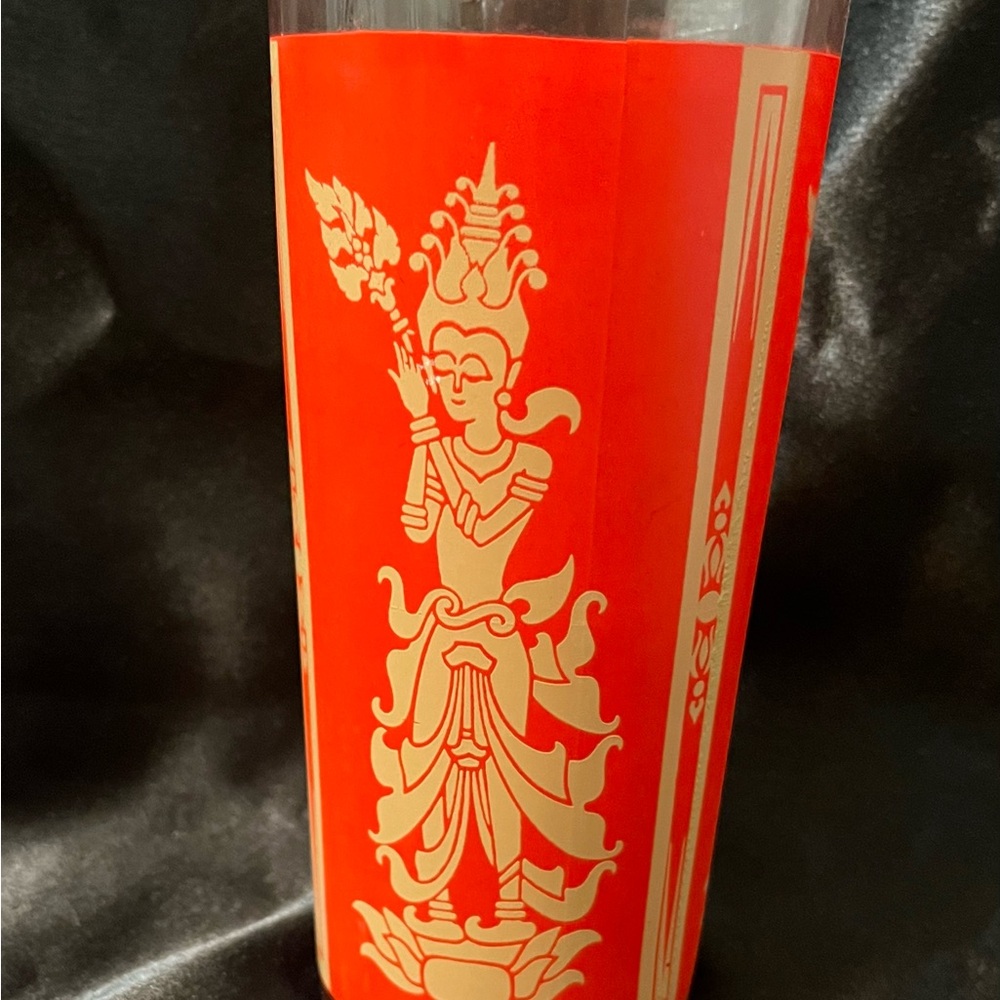 Elegant Red Decorative Vase